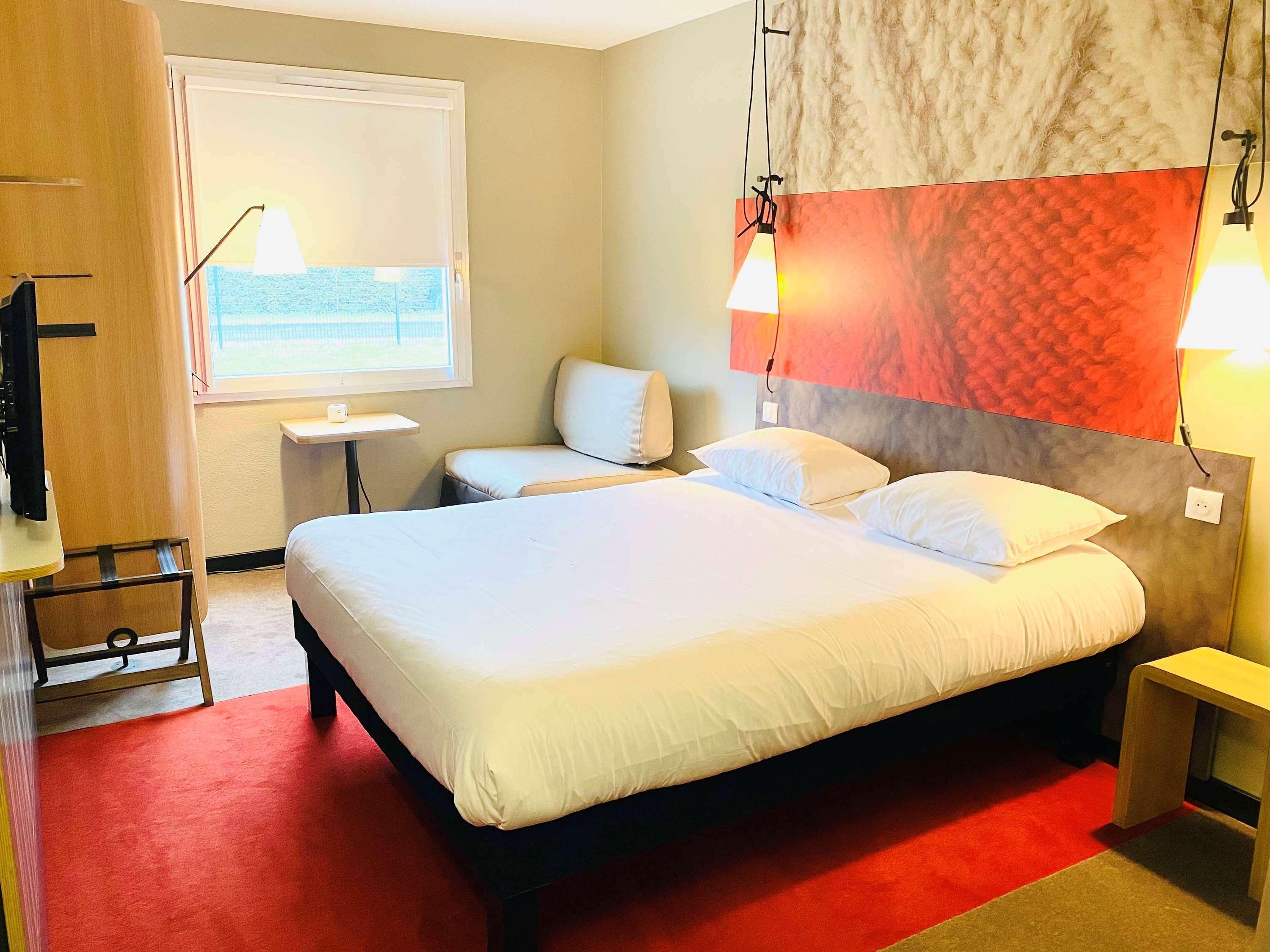 Ibis Budget Caen Porte De Bretagne Bretteville-sur-Odon Exterior foto
