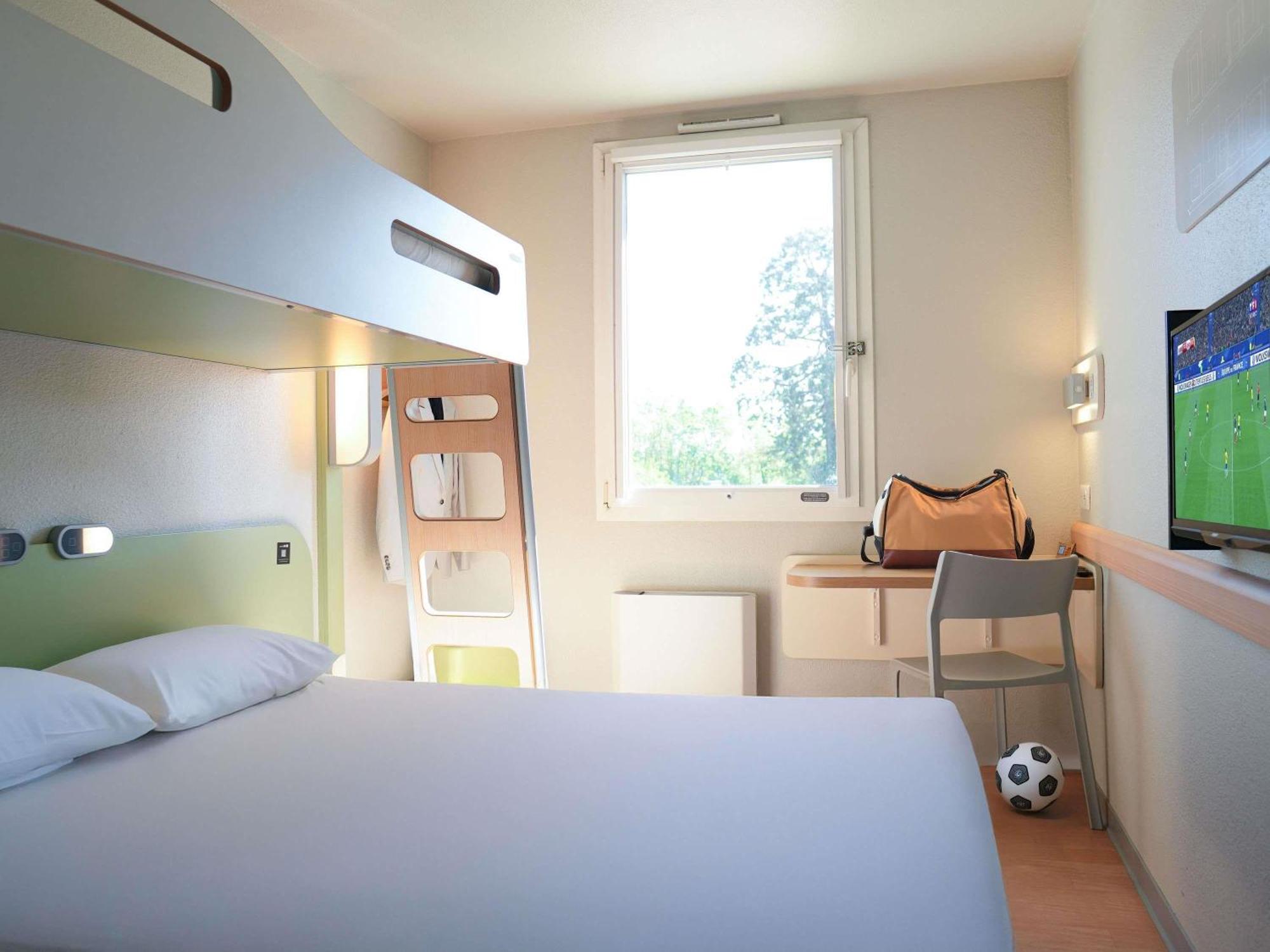 Ibis Budget Caen Porte De Bretagne Bretteville-sur-Odon Exterior foto