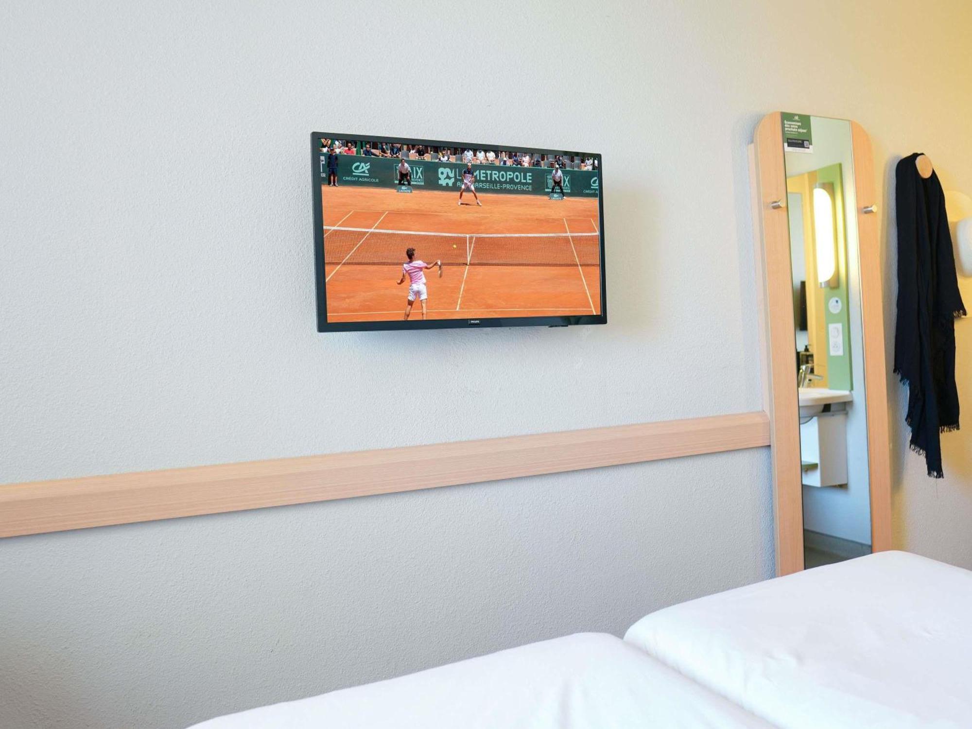Ibis Budget Caen Porte De Bretagne Bretteville-sur-Odon Exterior foto